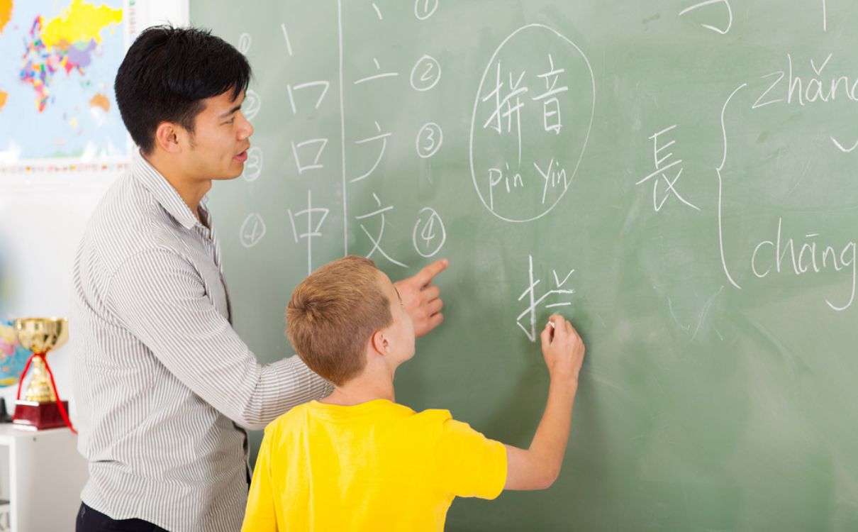 学生课堂注意力不集中，老师该怎么做？.jpg